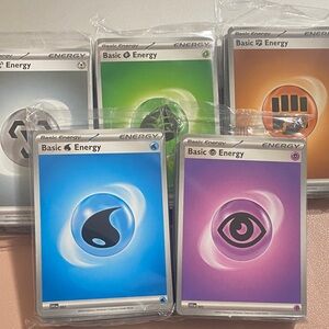 Basic Energy Pokémon Cards-1 pack